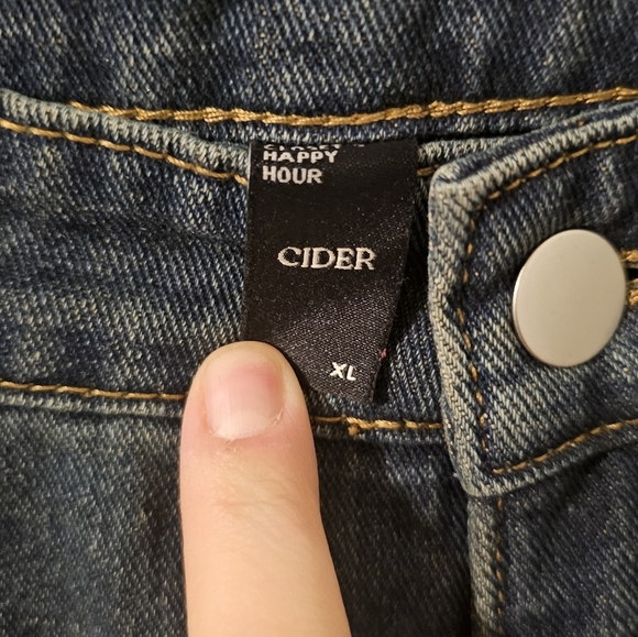 Cider NWT Denim Mid Rise Washed Button Pocket Straight Leg Jeans Size XL - Picture 3 of 6